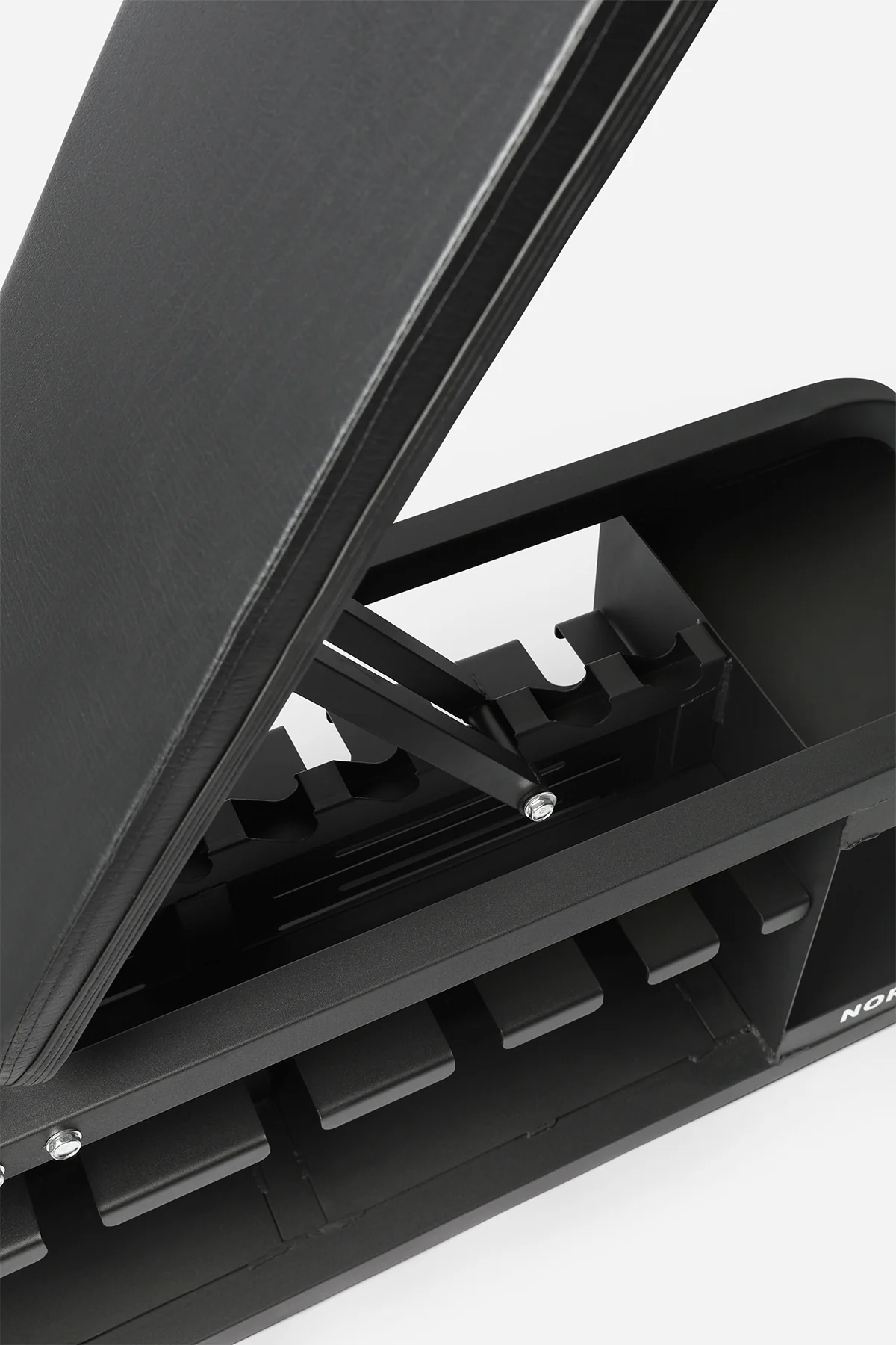 Northern Weight Storage Adjustable Bench - Image 3